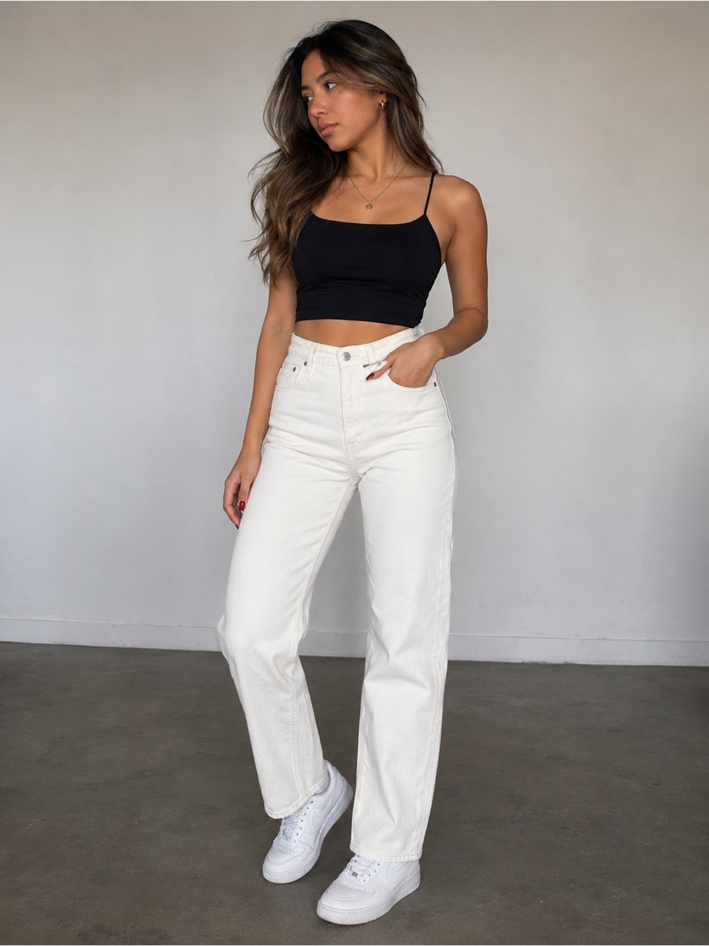 Abercrombie & Fitch The 90s Straight Ultra High Rise White Jeans